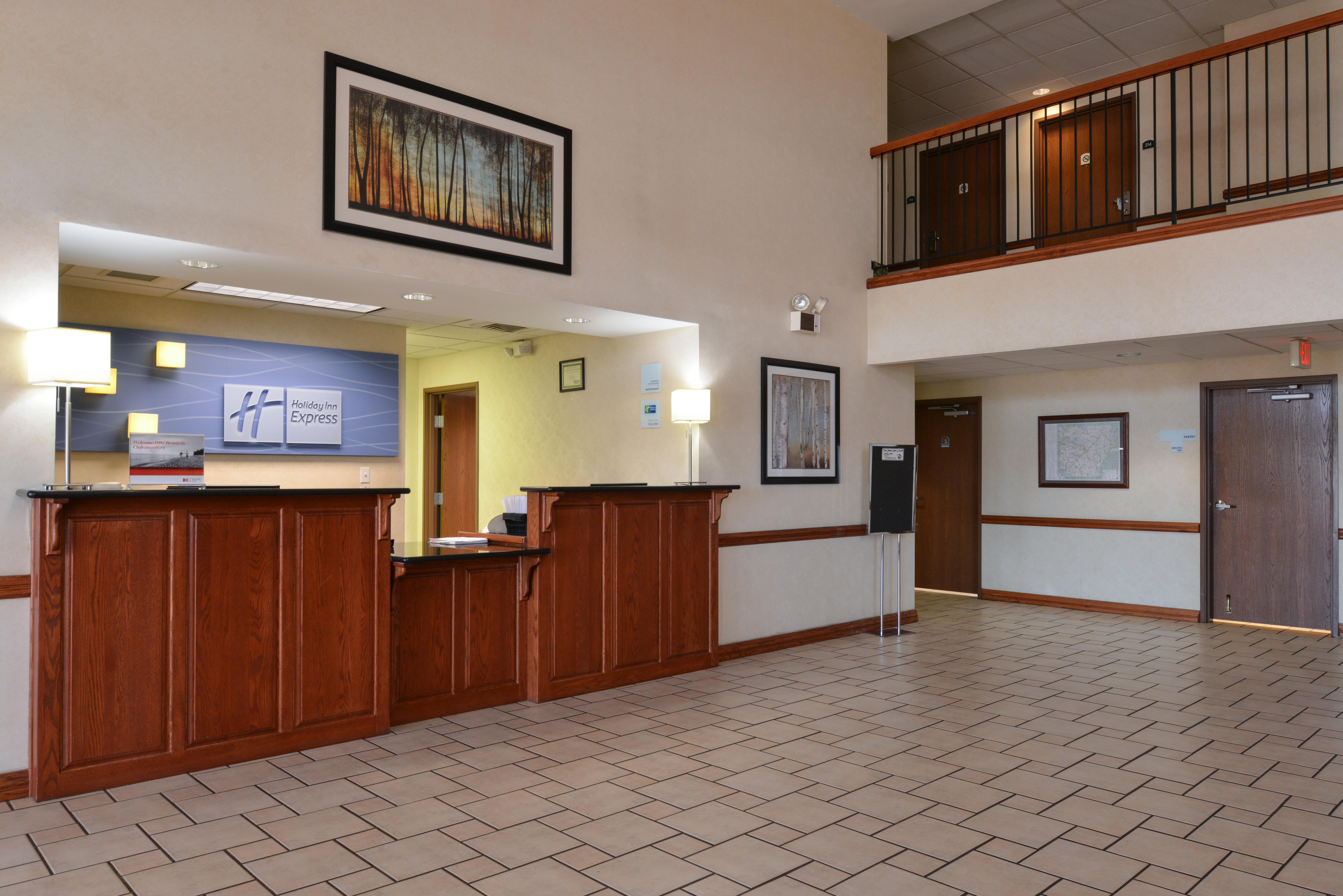 Holiday Inn Express Hotel & Suites Harrison Luaran gambar