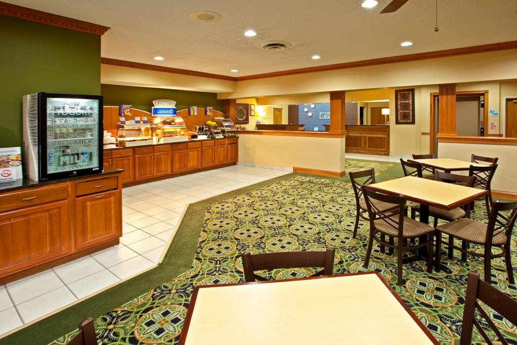Holiday Inn Express Hotel & Suites Harrison Luaran gambar