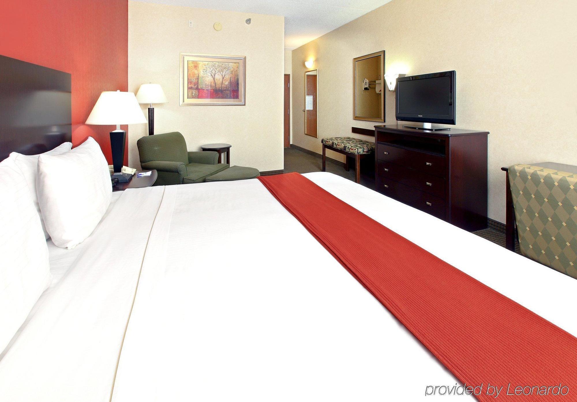 Holiday Inn Express Hotel & Suites Harrison Bilik gambar