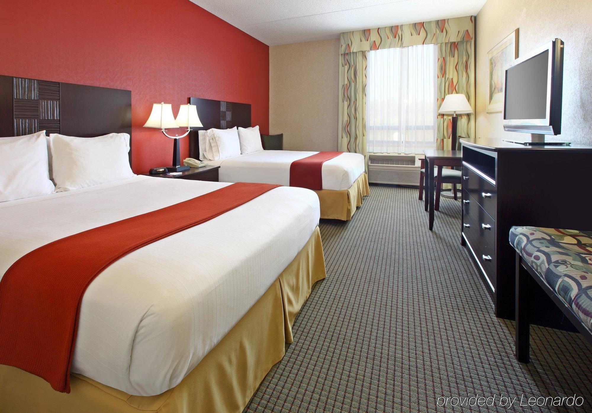 Holiday Inn Express Hotel & Suites Harrison Bilik gambar